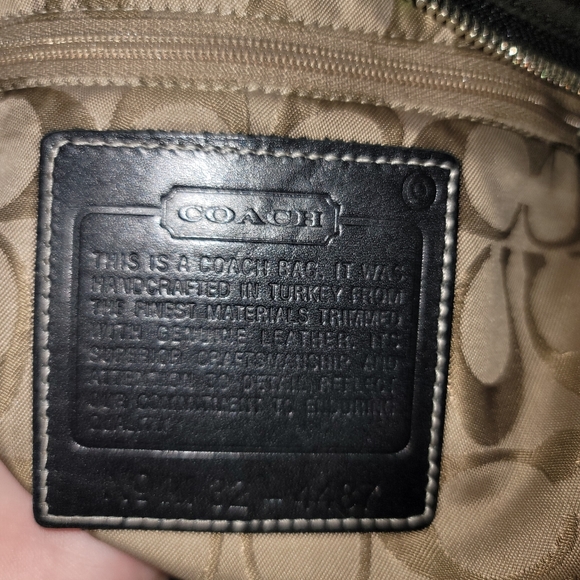 Authentic Coach shoulder bag - Picture 2 of 5
